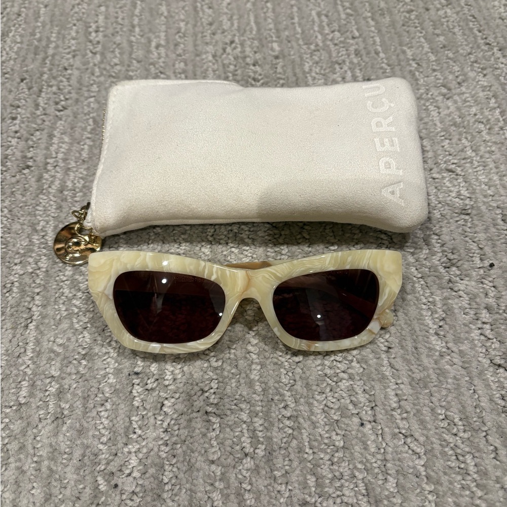 Apercu Modern Cream and Brown Sunglasses Accessories